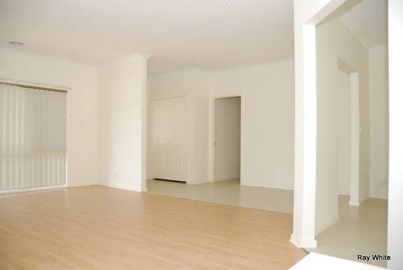 10 Aubrey Grove, BORONIA VIC 3155, Boronia - Thumbnail 3