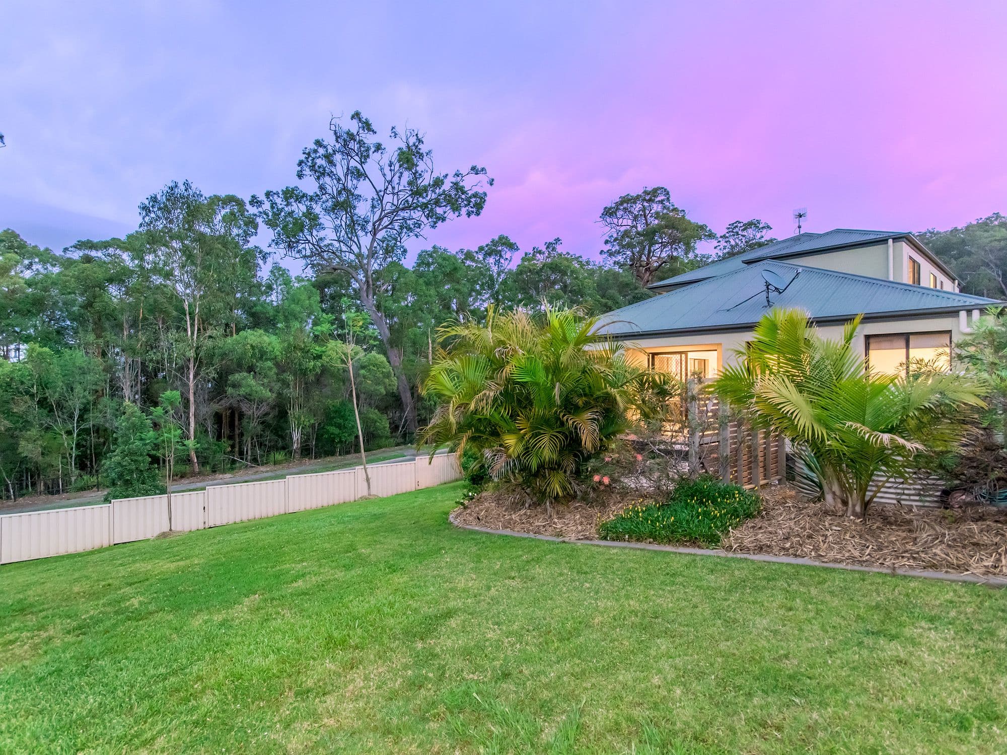 12 Caragh Crescent, Oxenford QLD 4210, Oxenford - Thumbnail 4