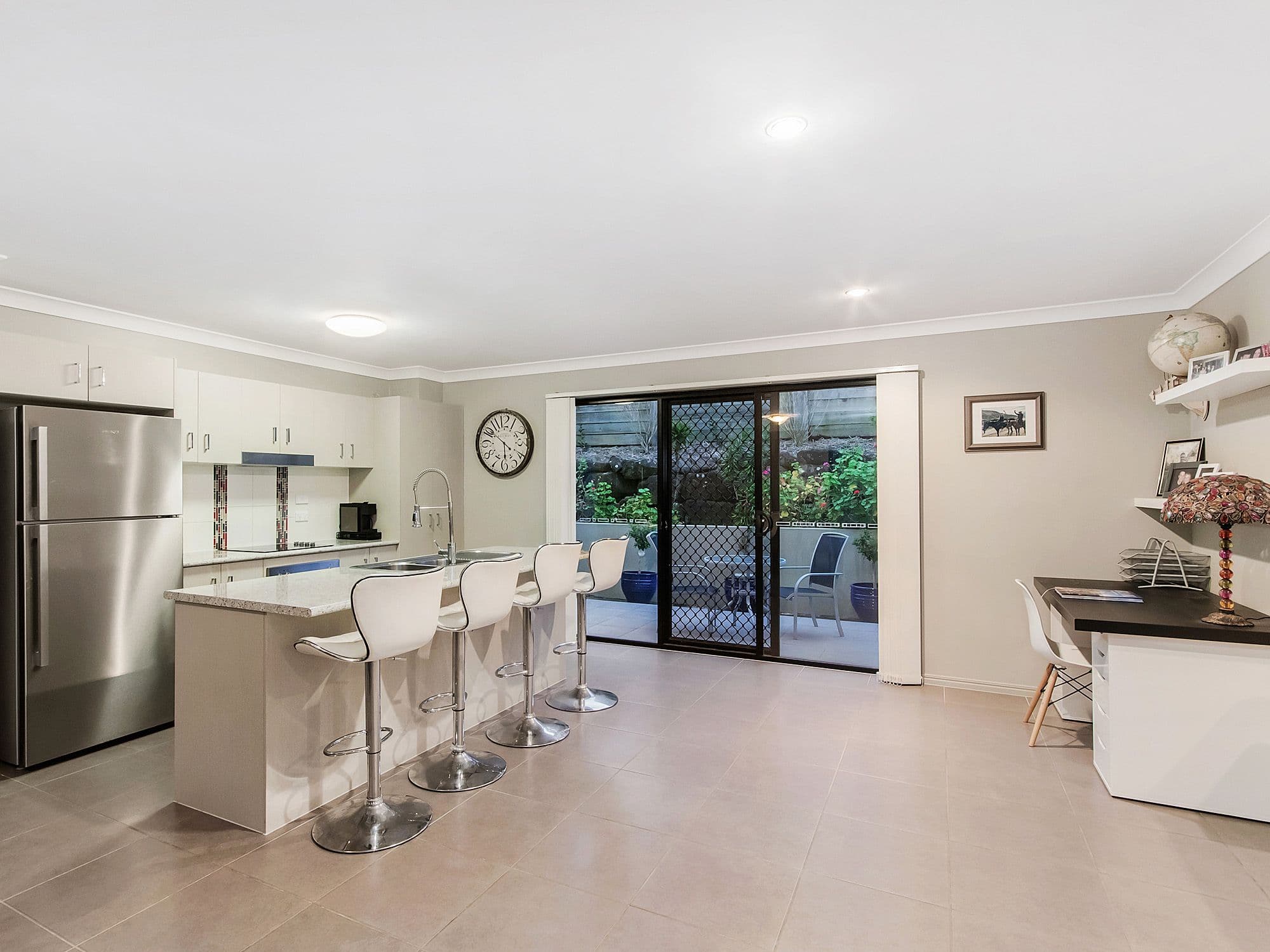 12 Caragh Crescent, Oxenford QLD 4210, Oxenford - Thumbnail 7