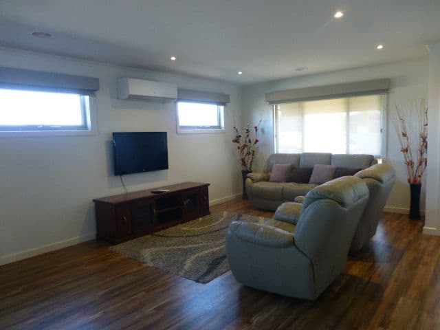 49 - 65 Northern Highway, Echuca VIC 3564, Echuca - Thumbnail 2