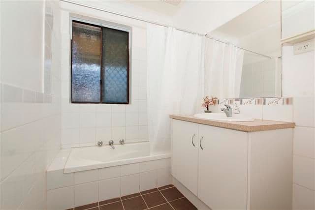123 Berehaven Avenue, THORNLIE WA 6108, Thornlie - Thumbnail 7