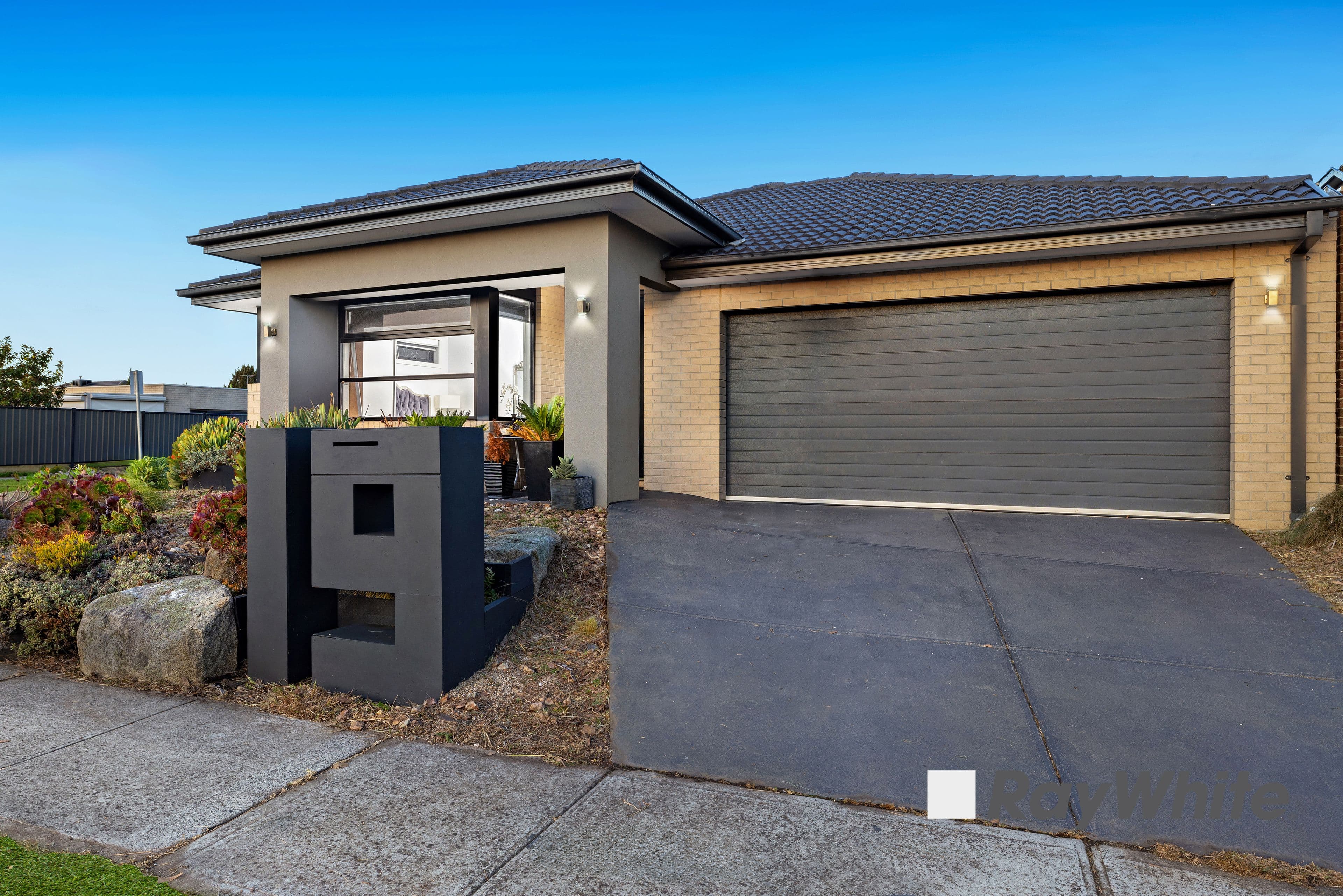19 Calabrese Circuit, Clyde North VIC 3978, Clyde North - Image 1