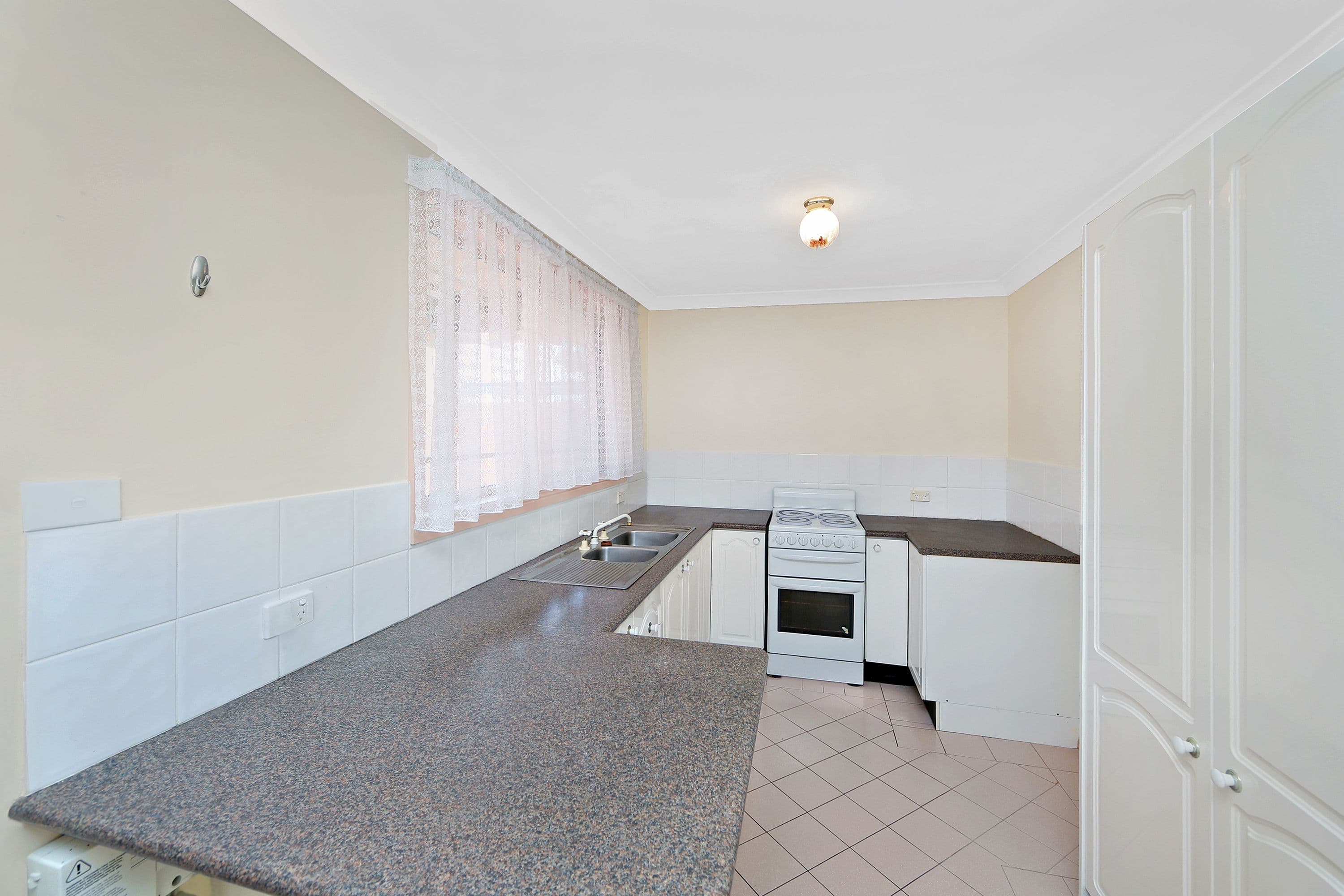 28 Pacific Street, Long Jetty - Thumbnail 2