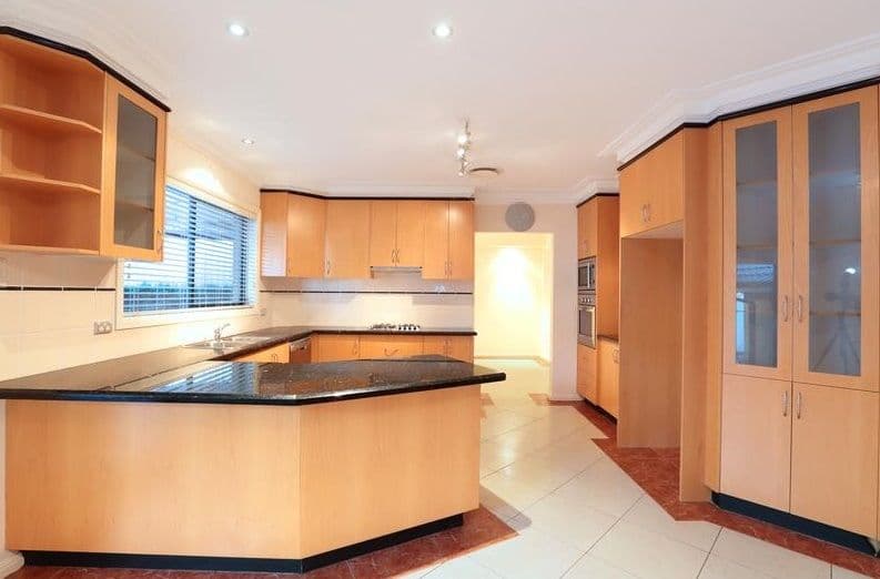 24 Mawbanna Close, WEST HOXTON NSW 2171, West Hoxton - Thumbnail 4