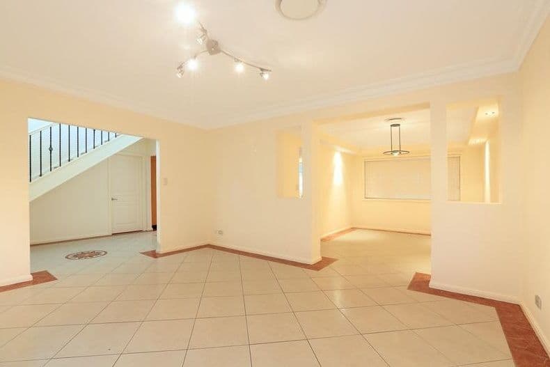 24 Mawbanna Close, WEST HOXTON NSW 2171, West Hoxton - Thumbnail 5