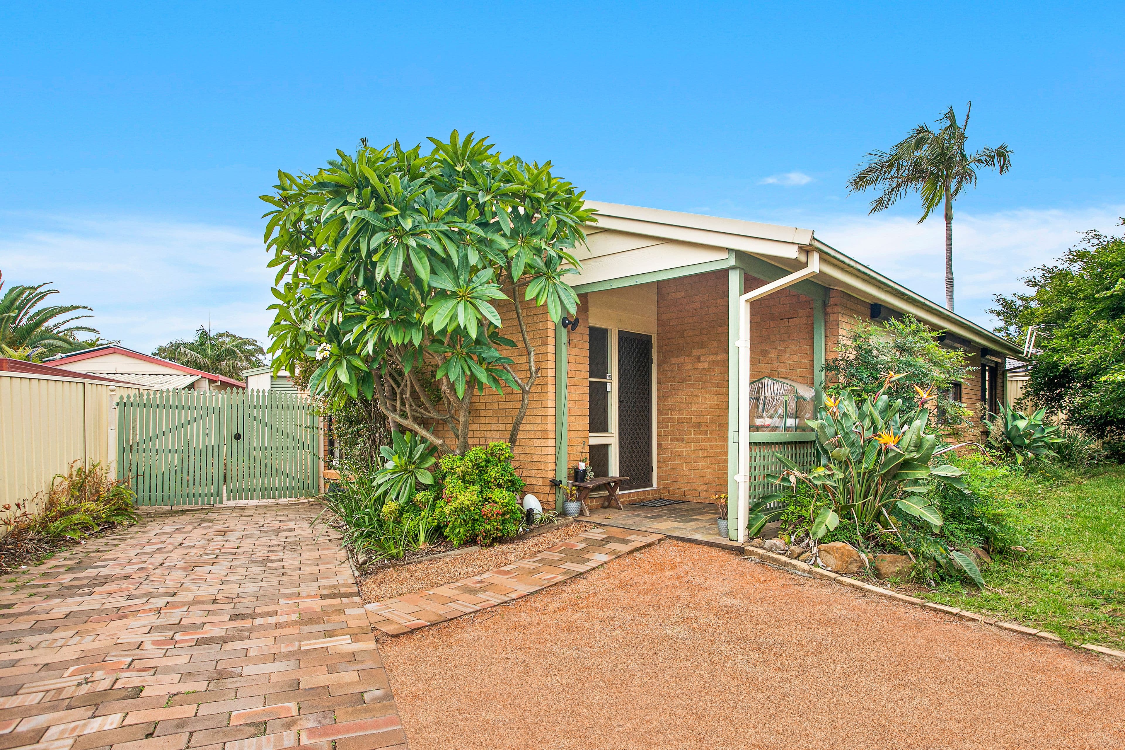 14 Government Road, Oak Flats NSW 2529, Oak Flats - Image 1