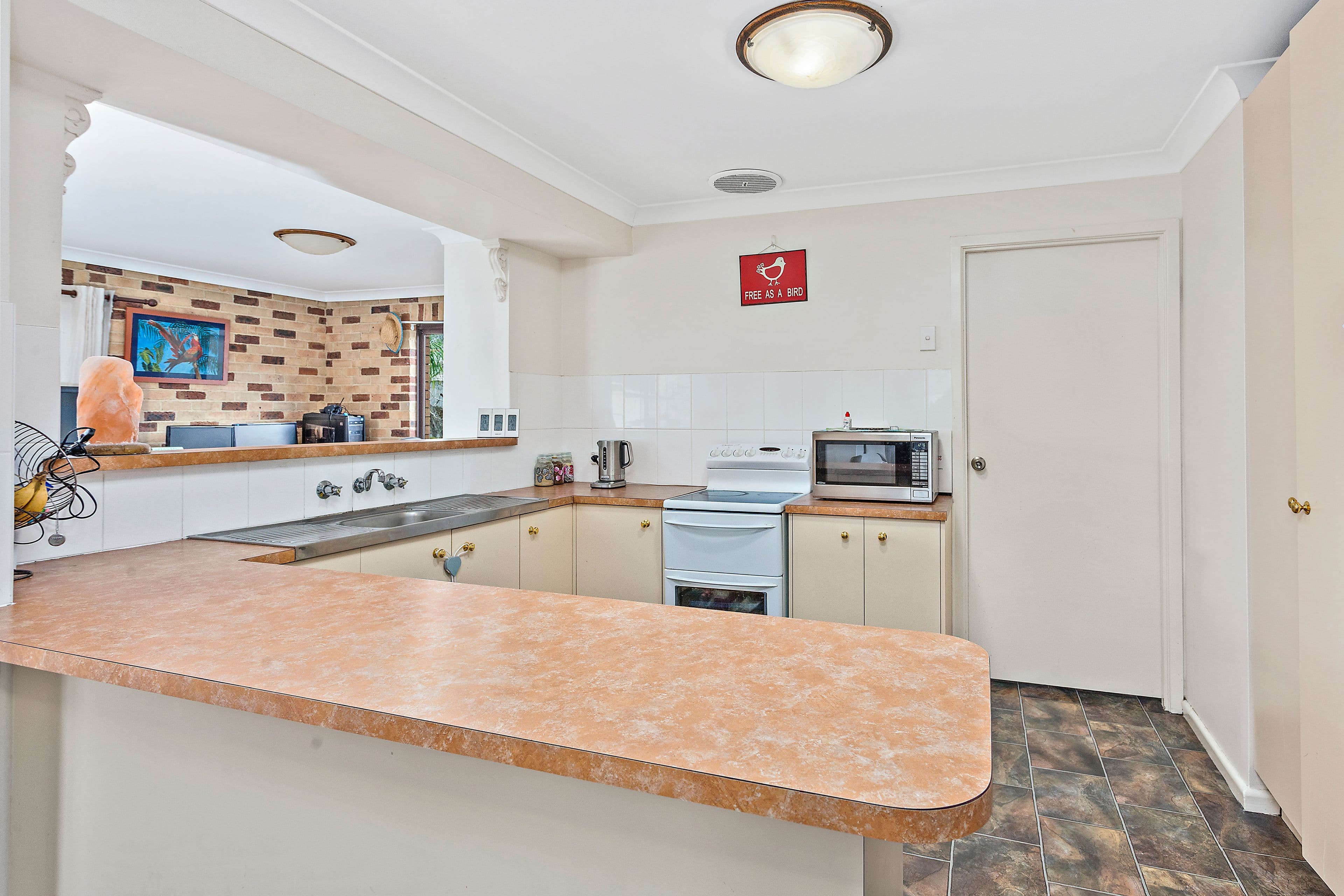 14 Government Road, Oak Flats NSW 2529, Oak Flats - Thumbnail 2