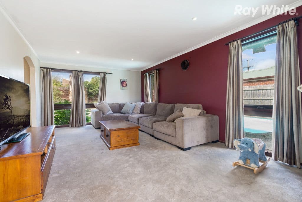 1 Gum Court, Knoxfield VIC 3180, Knoxfield - Thumbnail 3