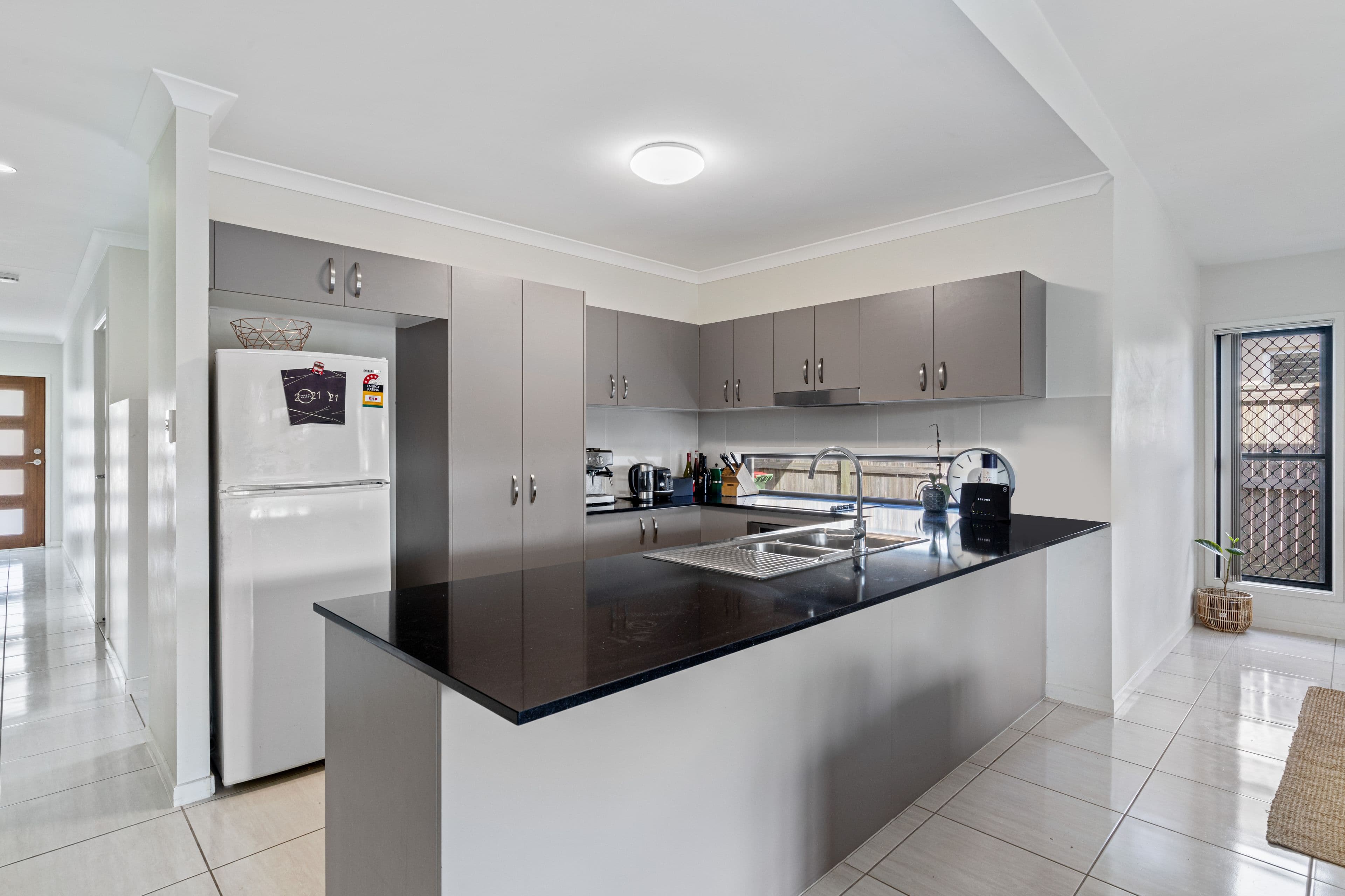 6 Corella Street, Forest Glen QLD 4556, Forest Glen - Thumbnail 2