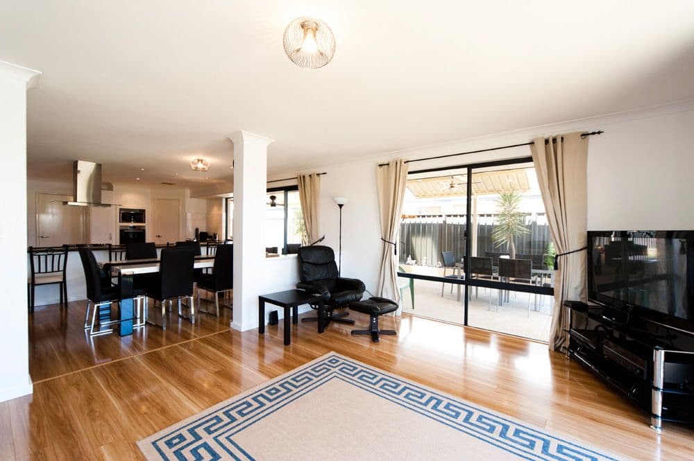 76 Lemon Gum Drive, BALDIVIS WA 6171, Baldivis - Thumbnail 3