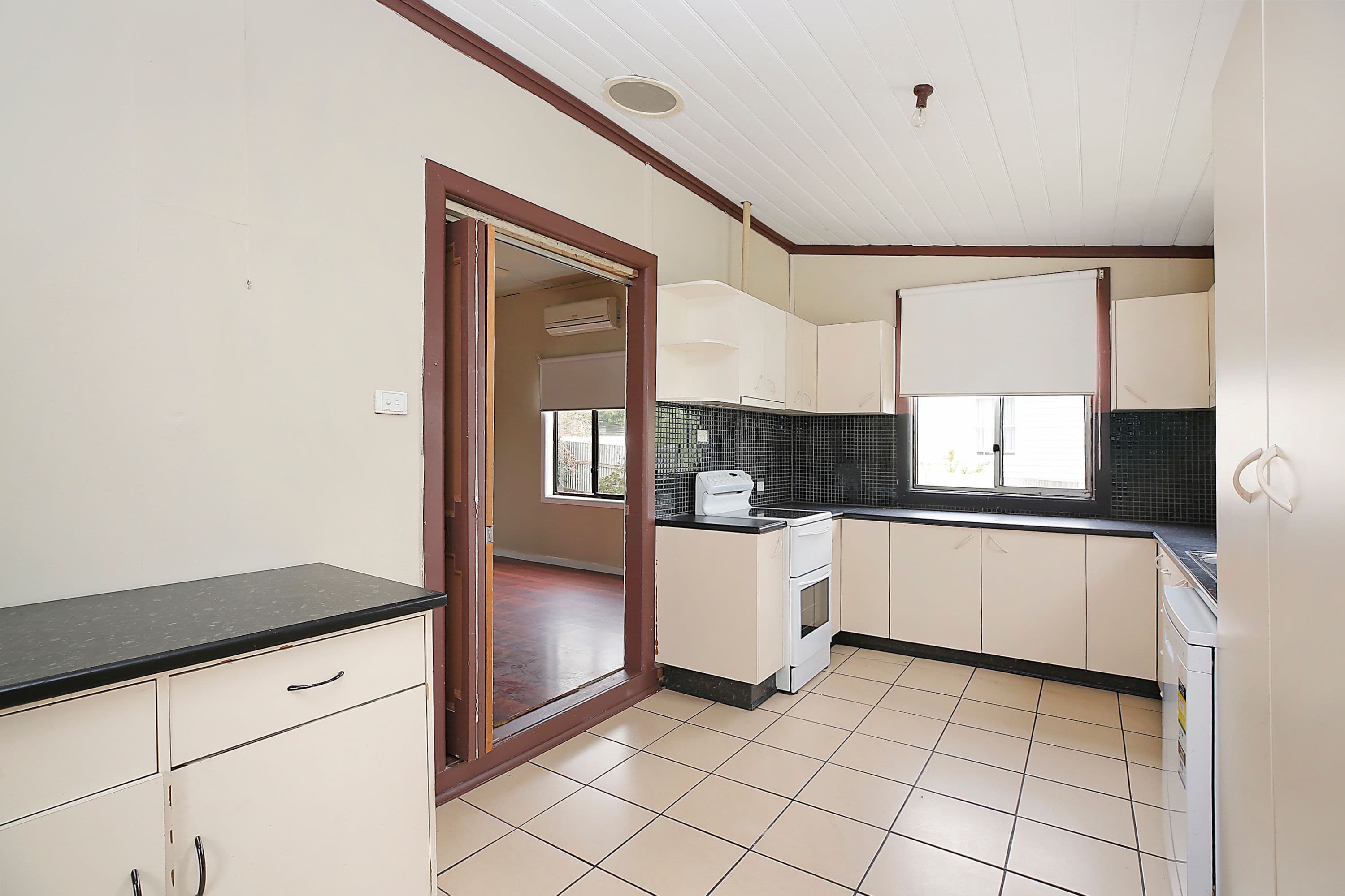 26 Little Street, Camperdown VIC 3260, Camperdown - Thumbnail 2