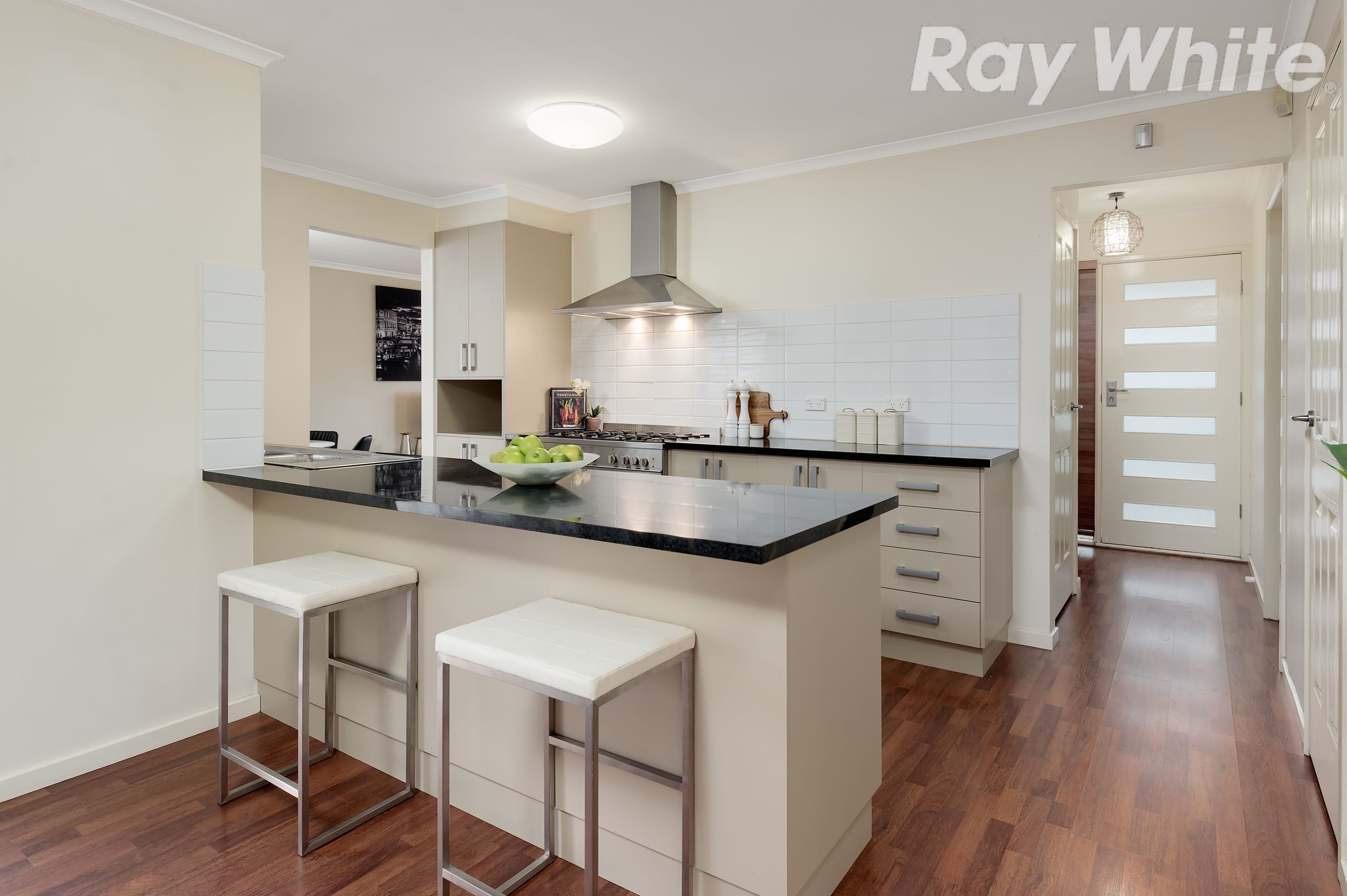 13 Coronet Close, Epping VIC 3076, Epping - Thumbnail 4