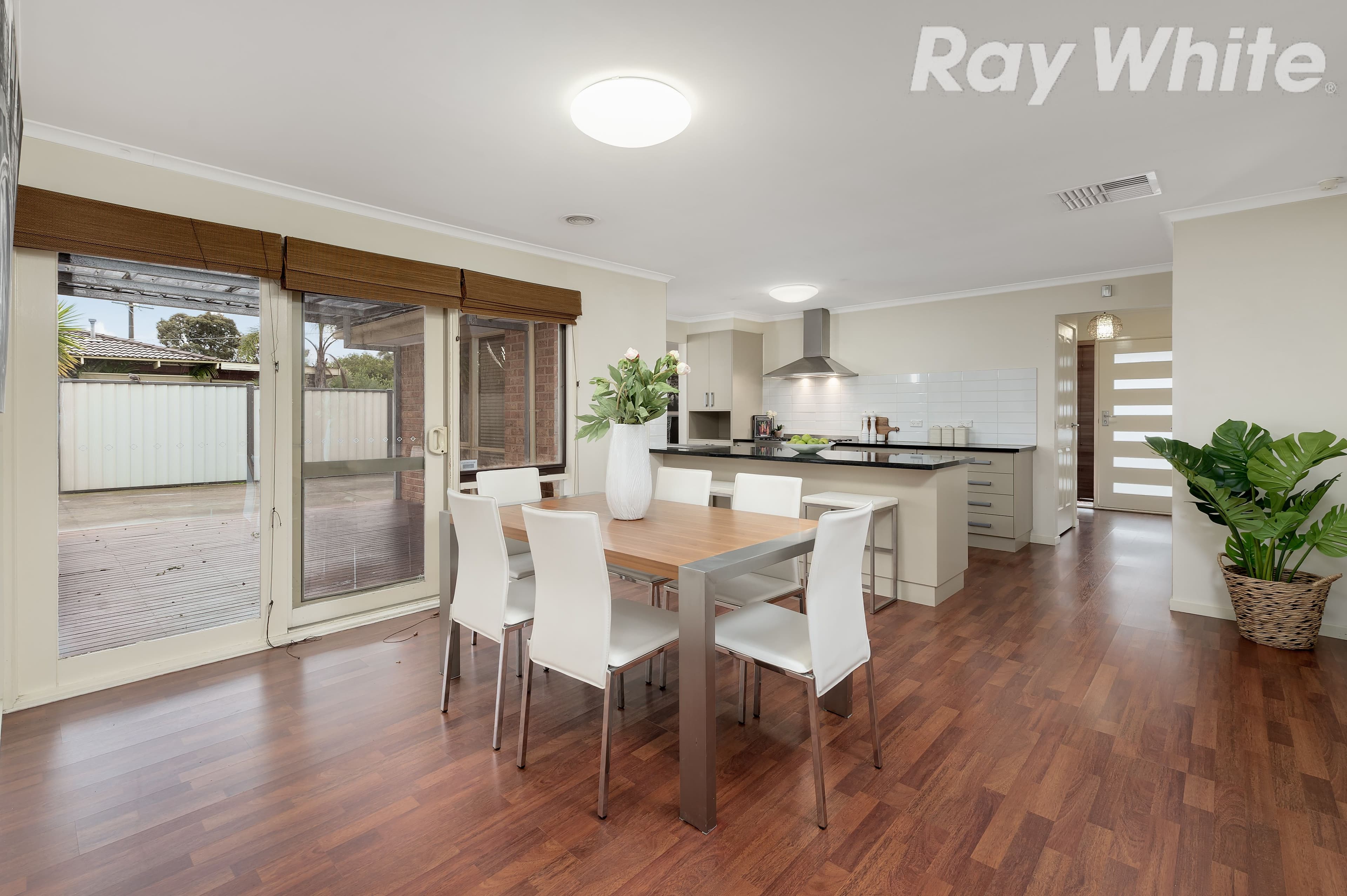 13 Coronet Close, Epping VIC 3076, Epping - Thumbnail 5