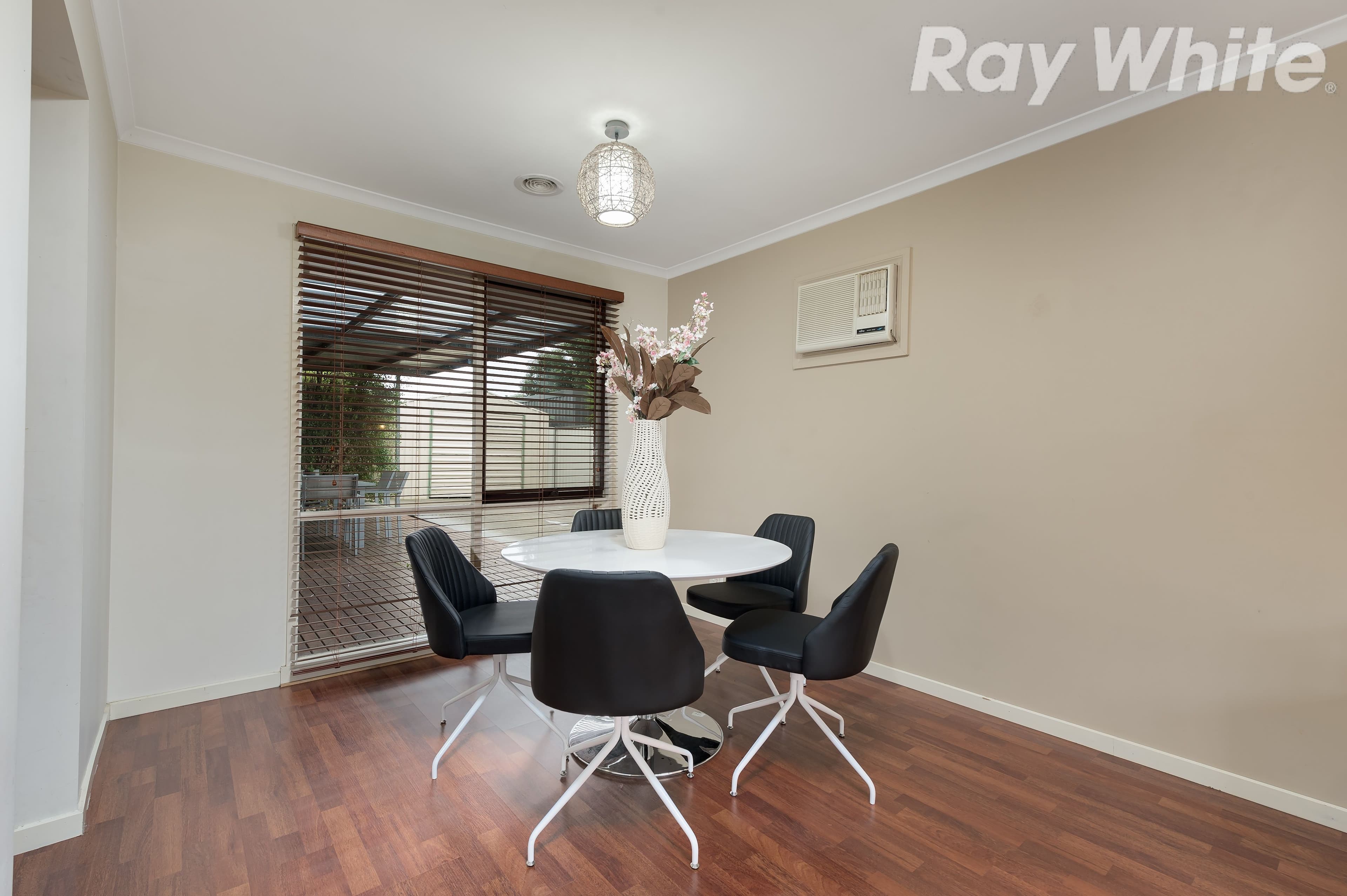 13 Coronet Close, Epping VIC 3076, Epping - Thumbnail 7