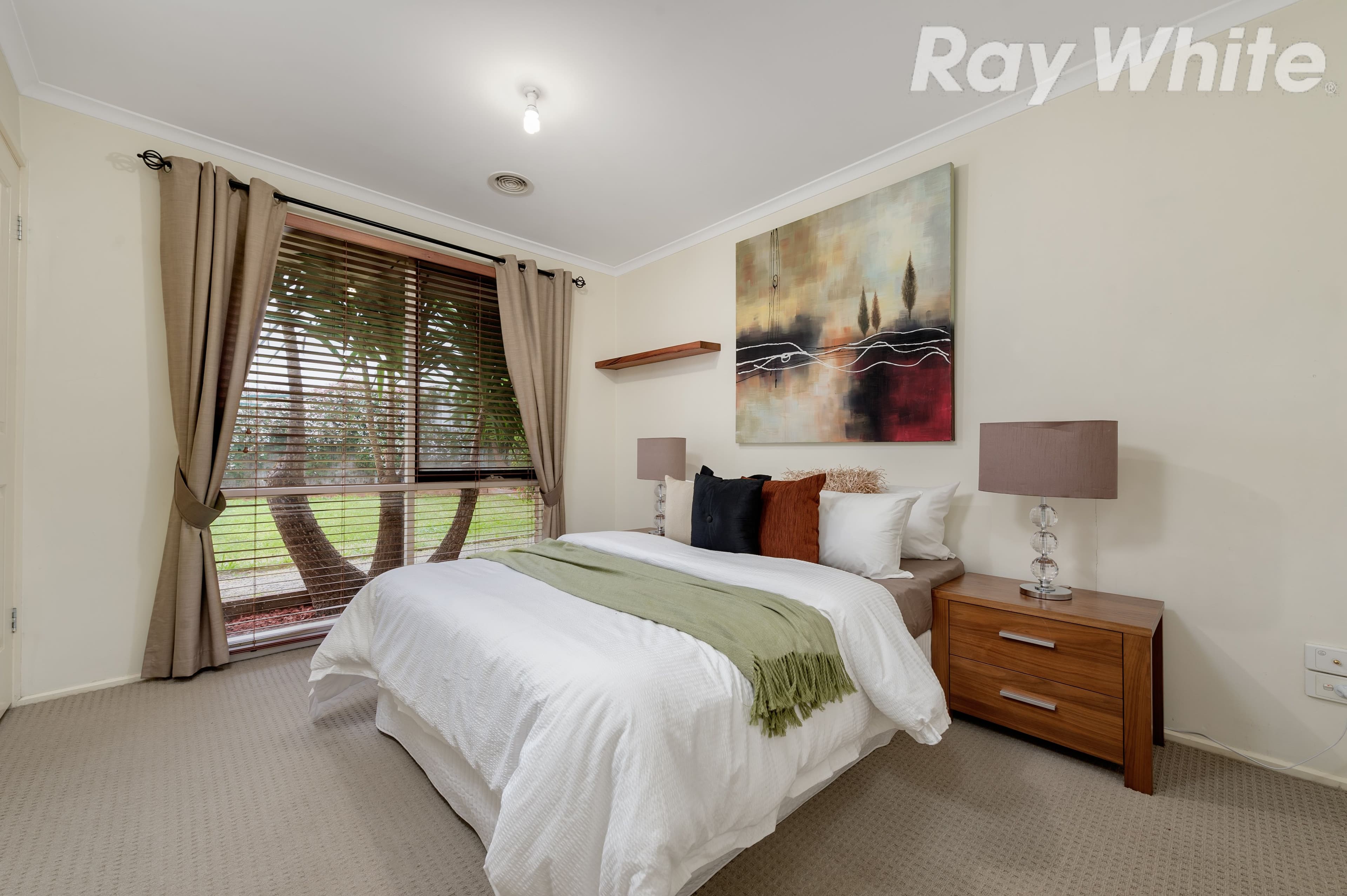 13 Coronet Close, Epping VIC 3076, Epping - Thumbnail 8