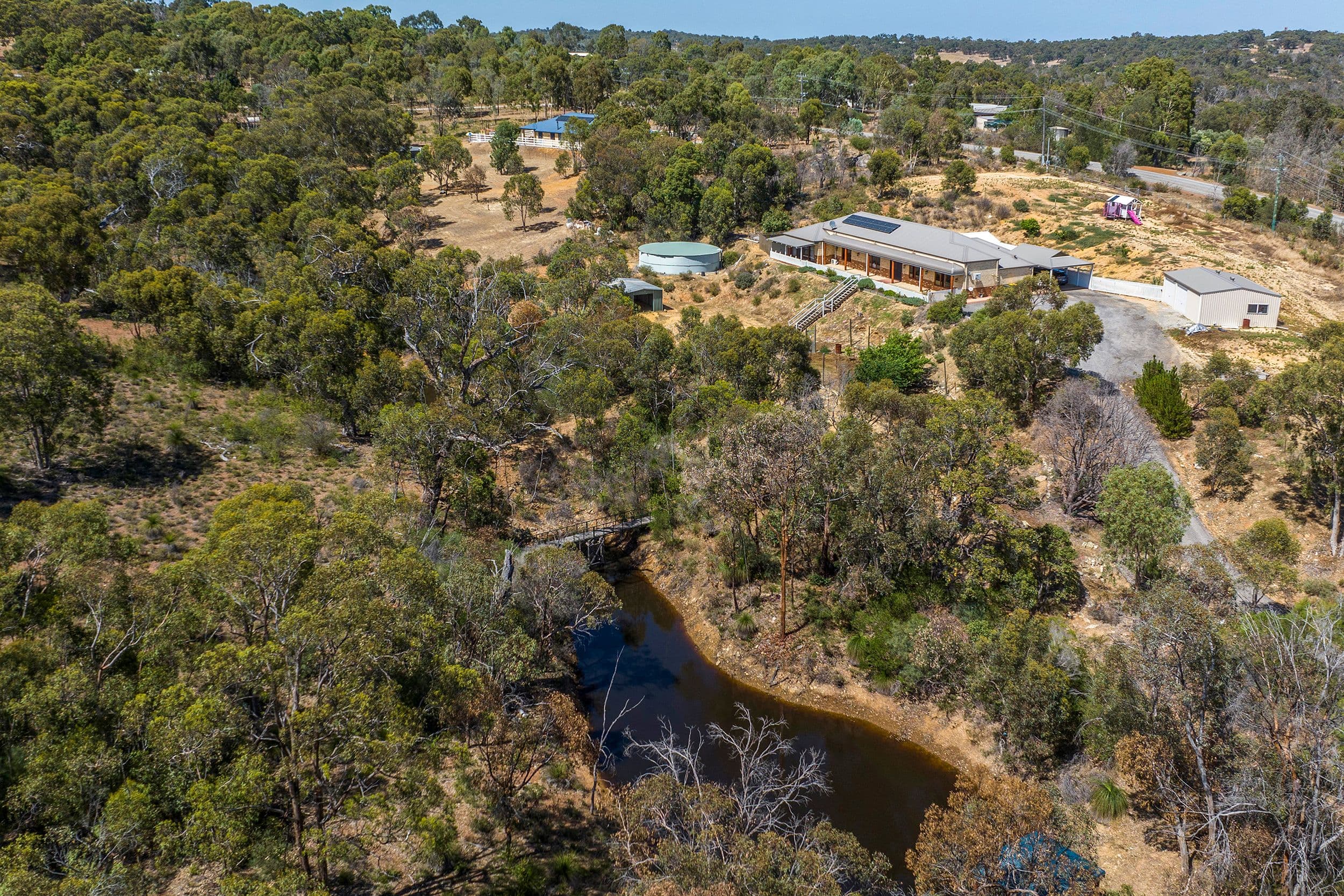 348 Meadowbrook Ramble, Bullsbrook WA 6084, Bullsbrook - Thumbnail 2
