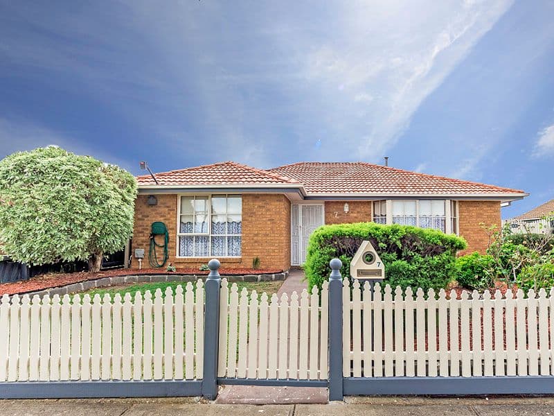 7 Cassowary Avenue, Werribee VIC 3030, Werribee - Thumbnail 2