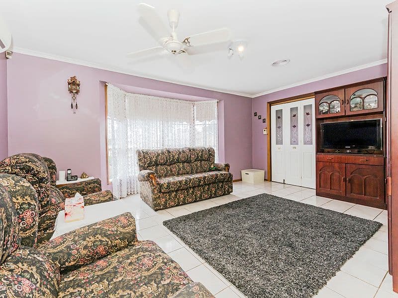 7 Cassowary Avenue, Werribee VIC 3030, Werribee - Thumbnail 5