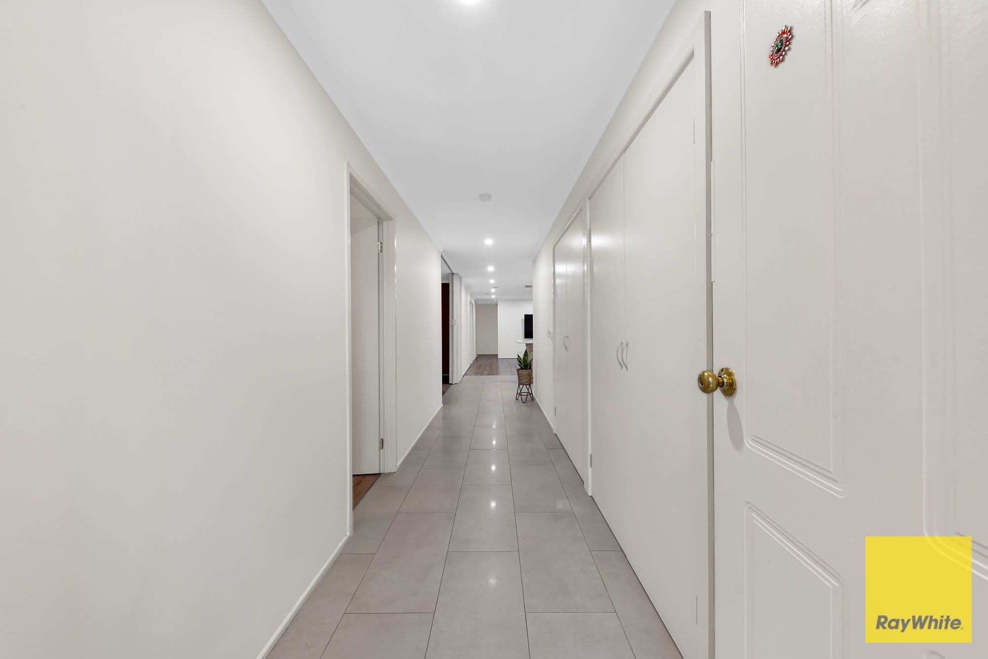 20 Lynbridge Crescent, Tarneit VIC 3029, Tarneit - Thumbnail 3