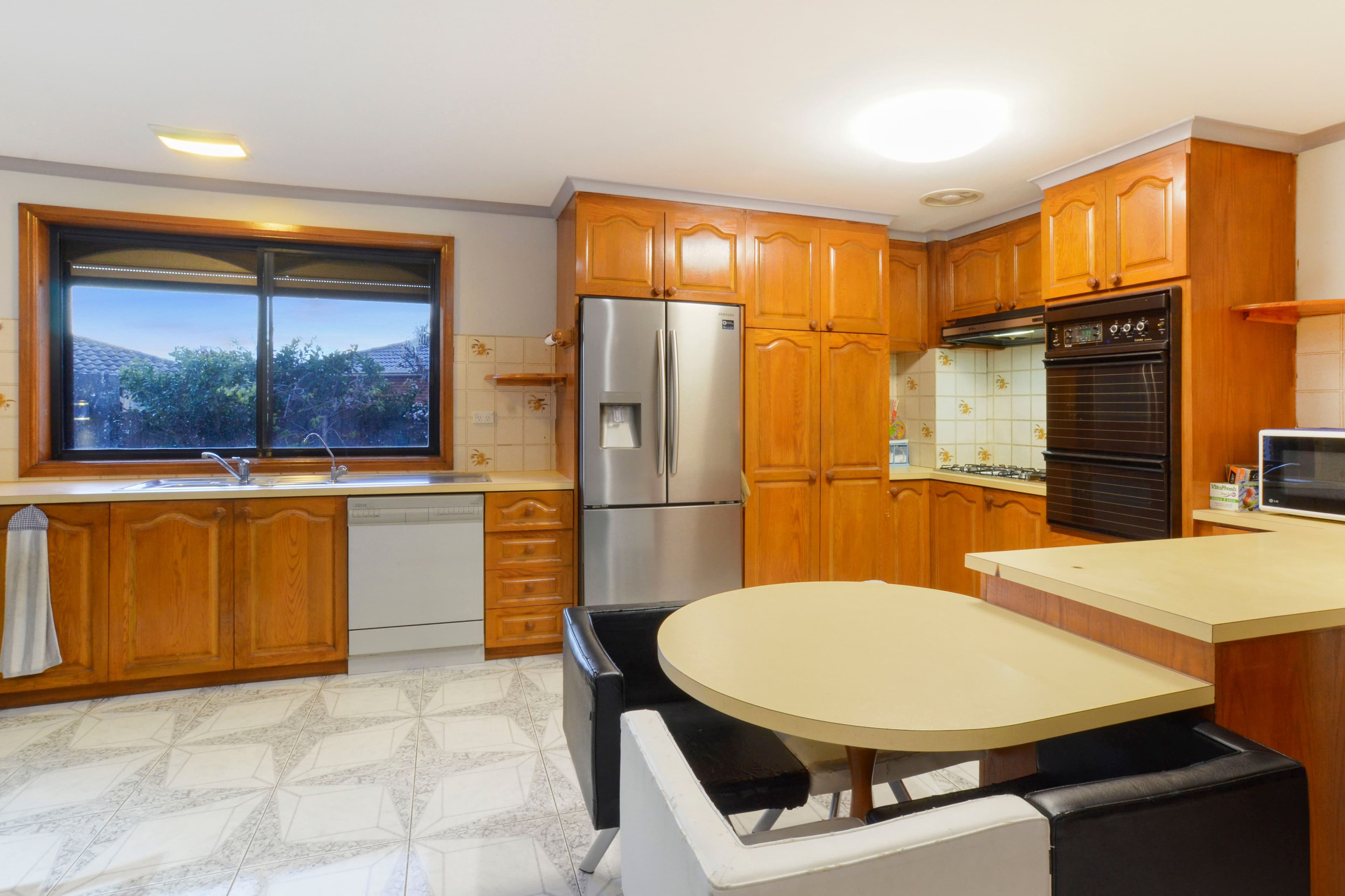 53 Wellington Crescent, Lalor VIC 3075, Lalor - Thumbnail 2