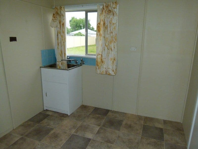 40 Grenfell Street, FORBES NSW 2871, Forbes - Thumbnail 7