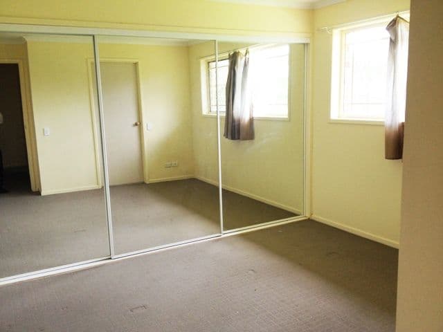 17 Gibbs Street, Churchill QLD 4305, Churchill - Thumbnail 4