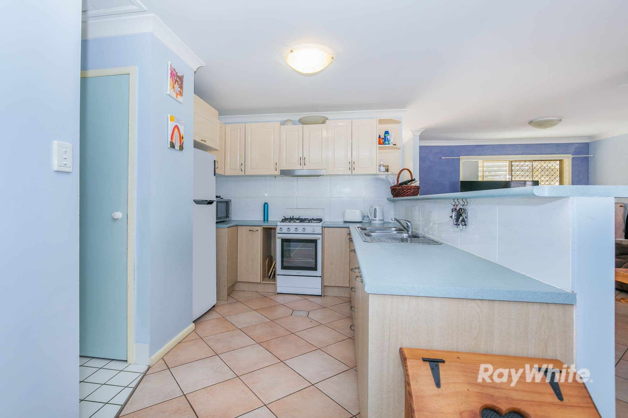18 Calder Court, Crestmead QLD 4132, Crestmead - Thumbnail 2
