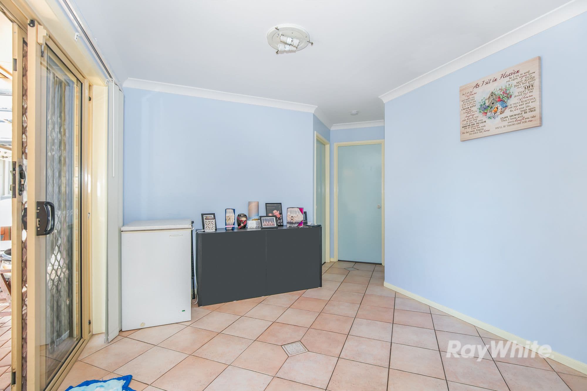 18 Calder Court, Crestmead QLD 4132, Crestmead - Thumbnail 4