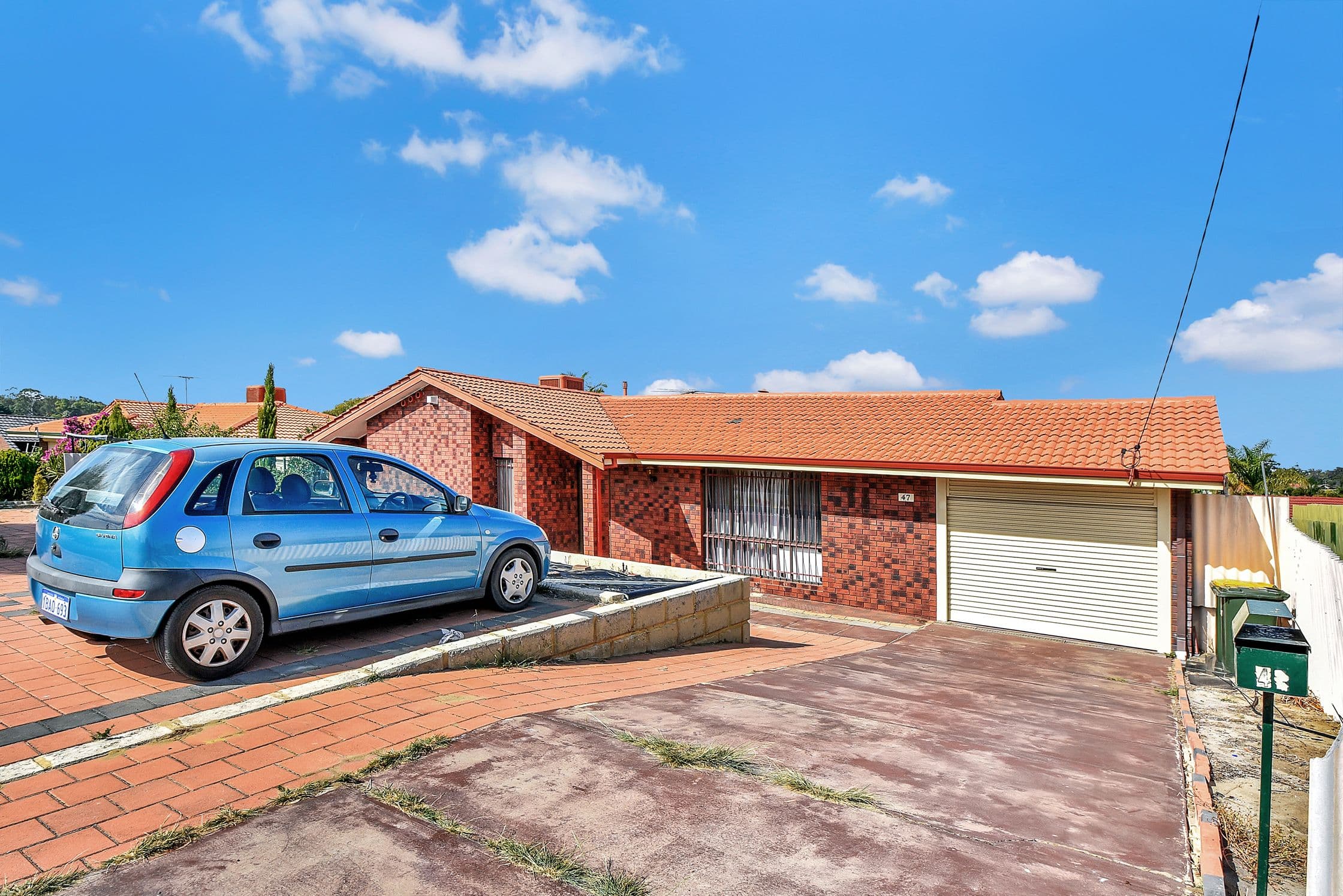 47 Whitworth Avenue, Girrawheen WA 6064, Girrawheen - Thumbnail 2