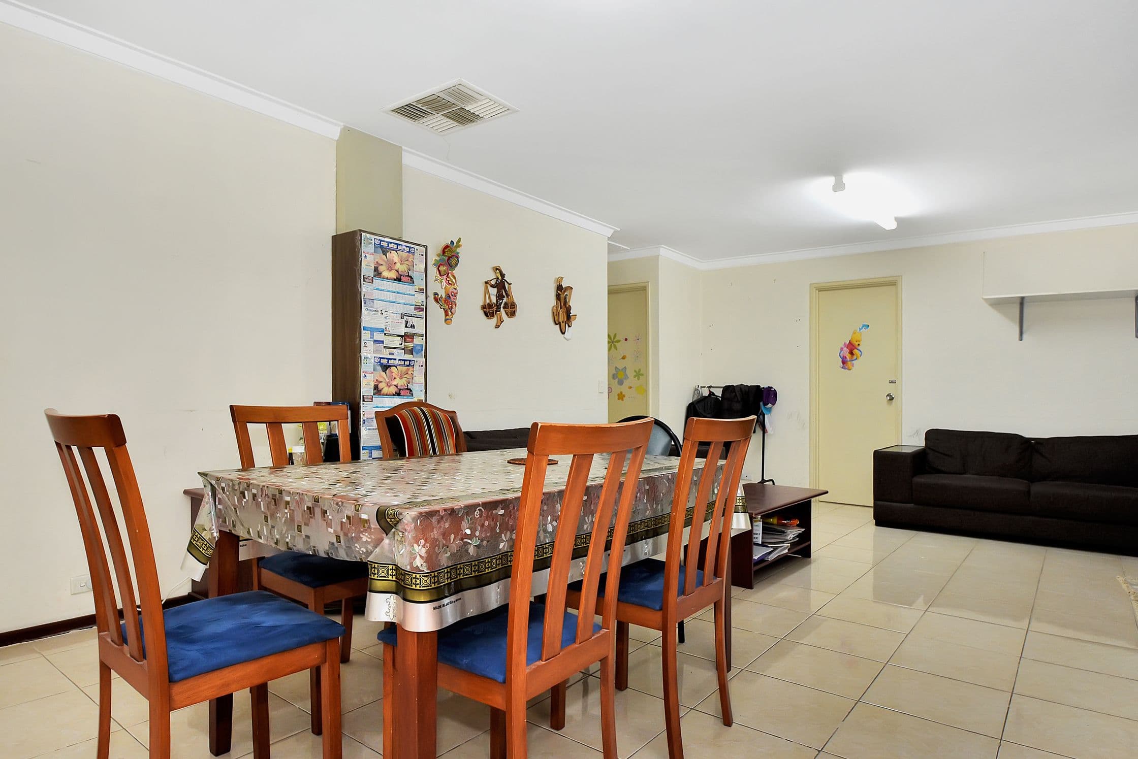 47 Whitworth Avenue, Girrawheen WA 6064, Girrawheen - Thumbnail 6