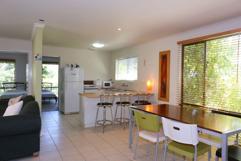 16 Dover Street, SUNDERLAND BAY VIC 3922, Sunderland Bay - Thumbnail 2