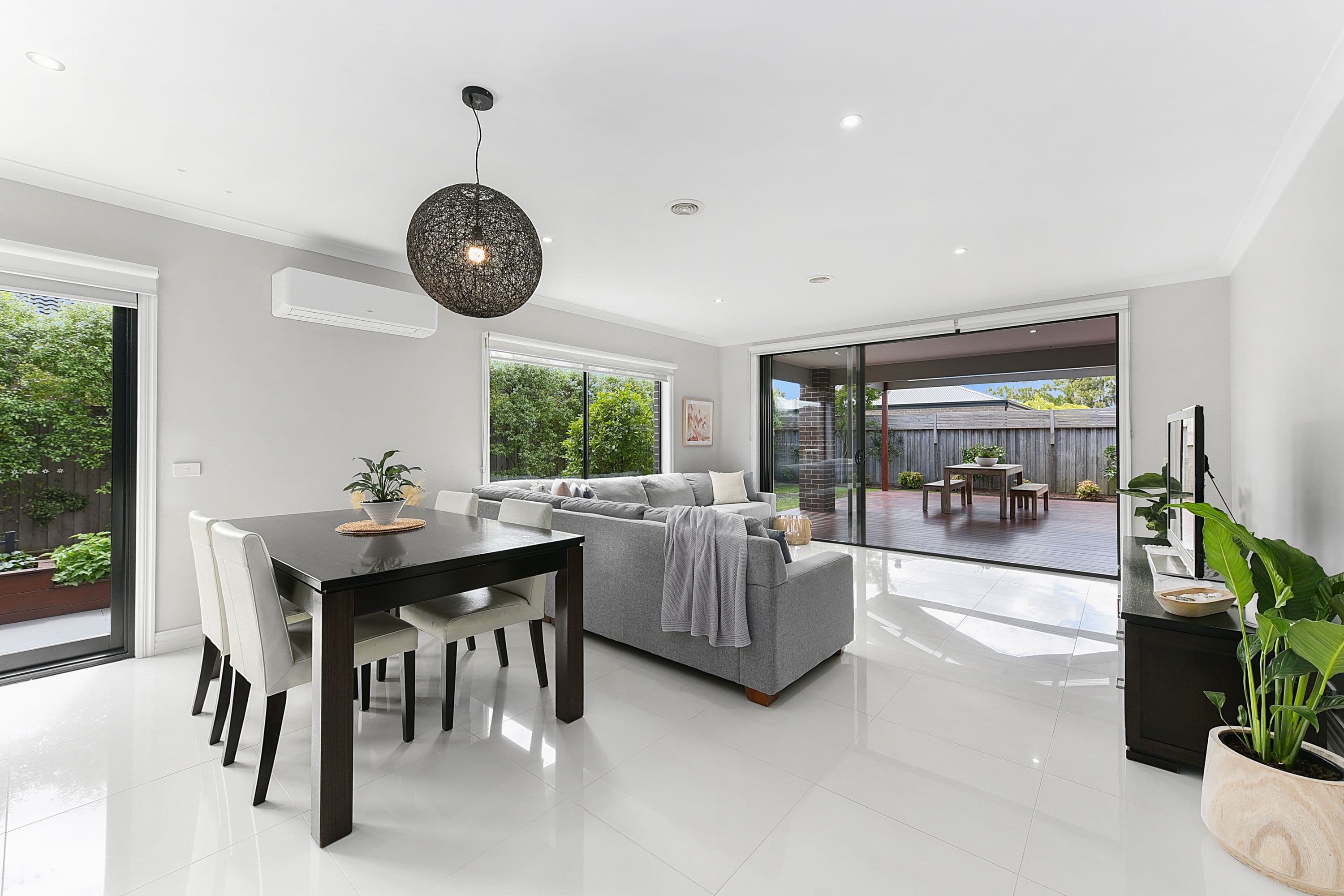 10 Esk Street, Clyde North VIC 3978, Clyde North - Thumbnail 7