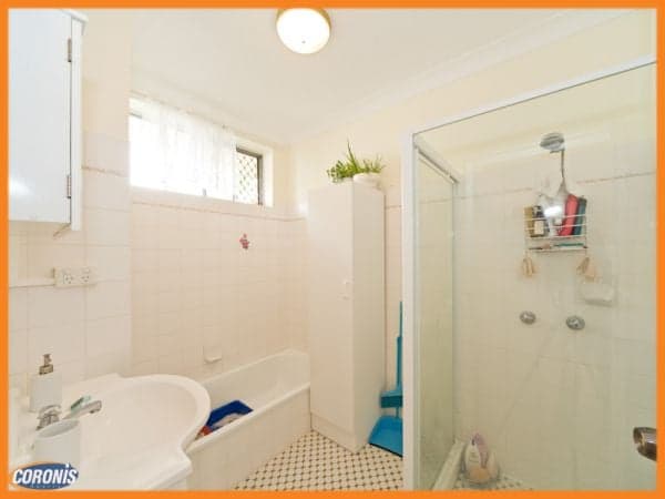 15 Bundah Street, Camp Hill - Thumbnail 4