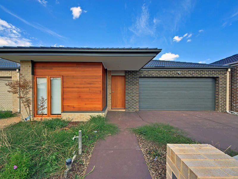 18 Ceratta Crescent, TARNEIT VIC 3029, Tarneit - Thumbnail 2