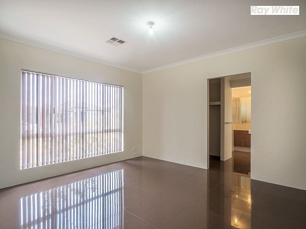 26 Kerrison Parade, Seville Grove WA 6112, Seville Grove - Thumbnail 8