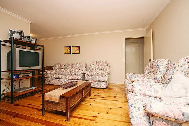 49 Kellaway Crescent, MILL PARK VIC 3082, Mill Park - Thumbnail 5
