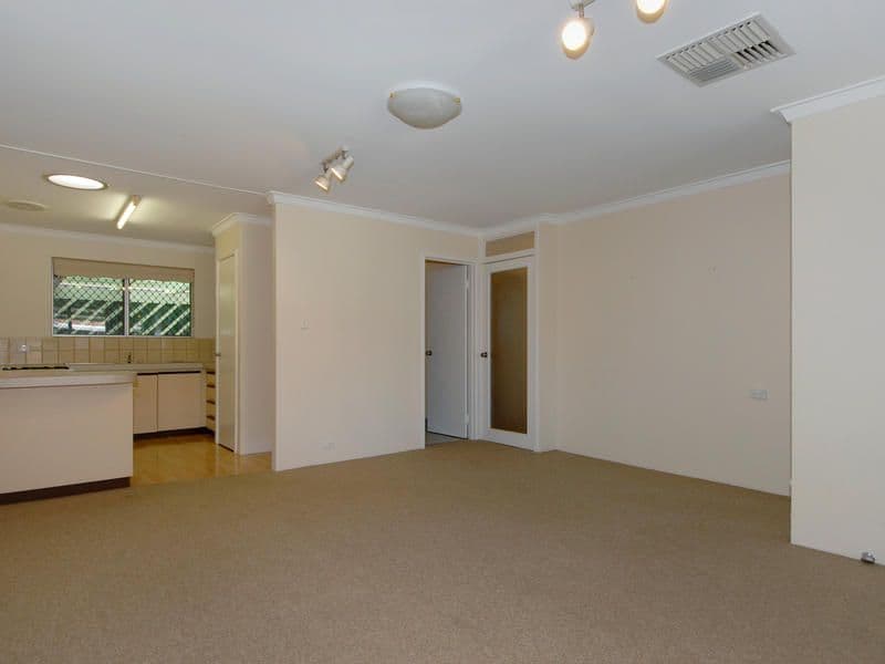 105 Simpson Avenue, ROCKINGHAM WA 6168, Rockingham - Thumbnail 3