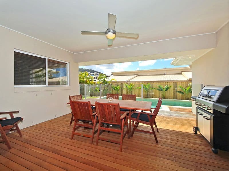 17 Garawarra Crescent, UPPER COOMERA QLD 4209, Upper Coomera - Thumbnail 2