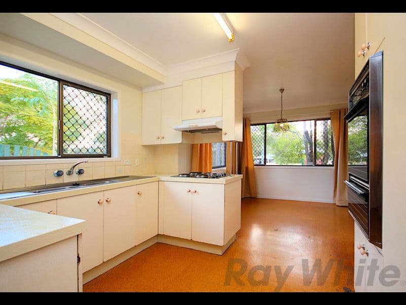 23 Enson Street, BUNDAMBA QLD 4304, Bundamba - Thumbnail 2