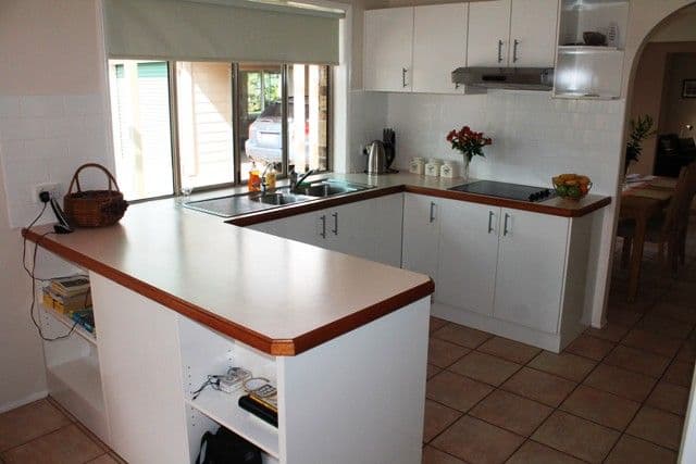 8 Arenga Drive, NORTH TAMBORINE QLD 4272, North Tamborine - Thumbnail 3