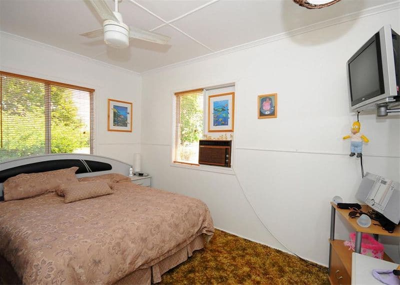 16 Corser Street, POINT VERNON QLD 4655, Point Vernon - Thumbnail 5