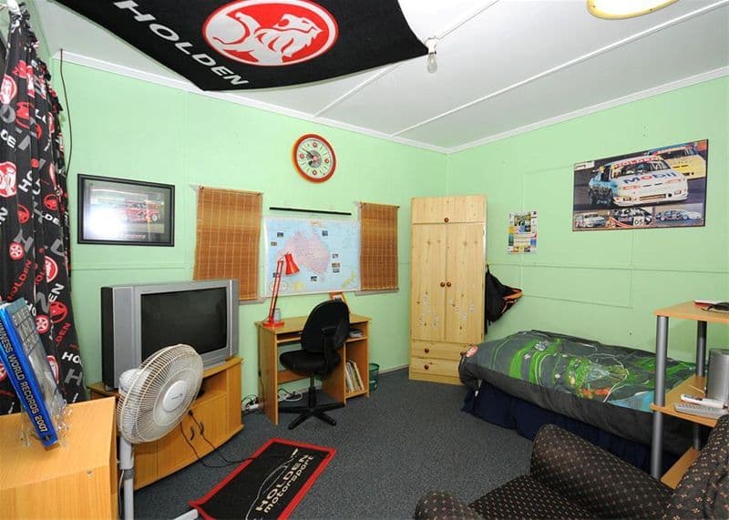 16 Corser Street, POINT VERNON QLD 4655, Point Vernon - Thumbnail 6