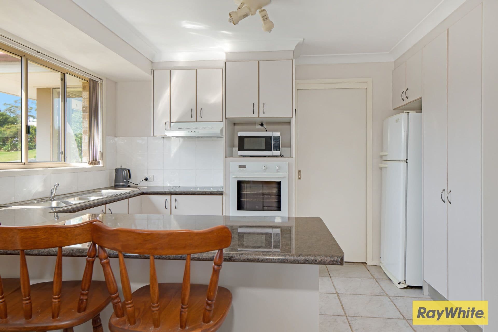 10 Yarrabee Drive, Catalina NSW 2536, Catalina - Thumbnail 5