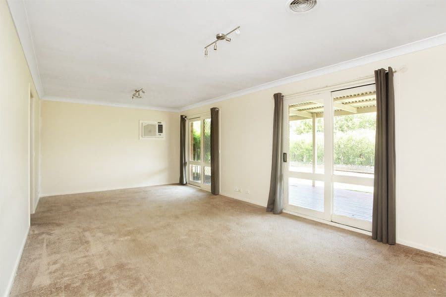 14 Michelle Court, HOPPERS CROSSING VIC 3029, Hoppers Crossing - Thumbnail 4