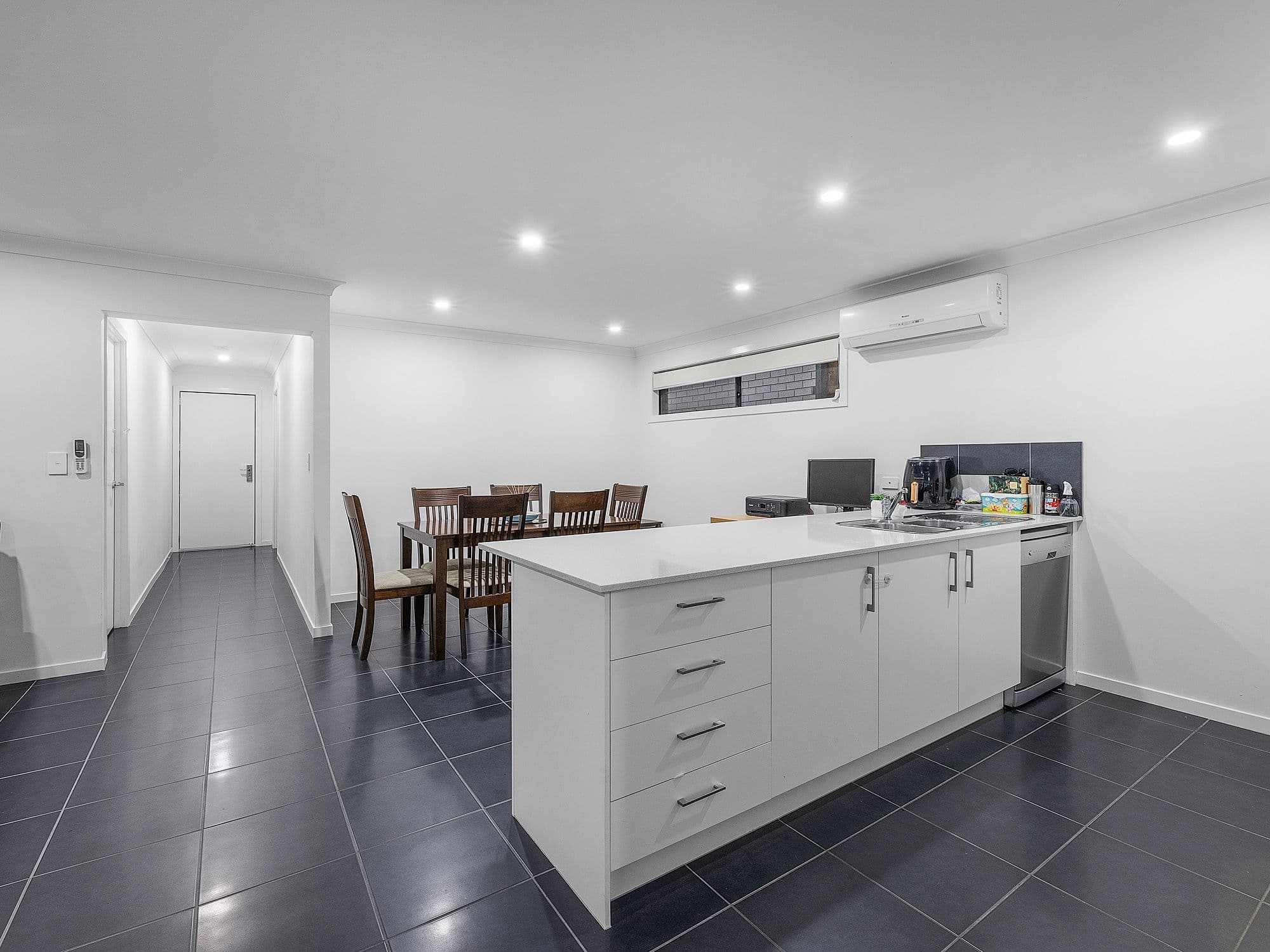 11 Canungra Street, South Ripley QLD 4306, South Ripley - Thumbnail 2