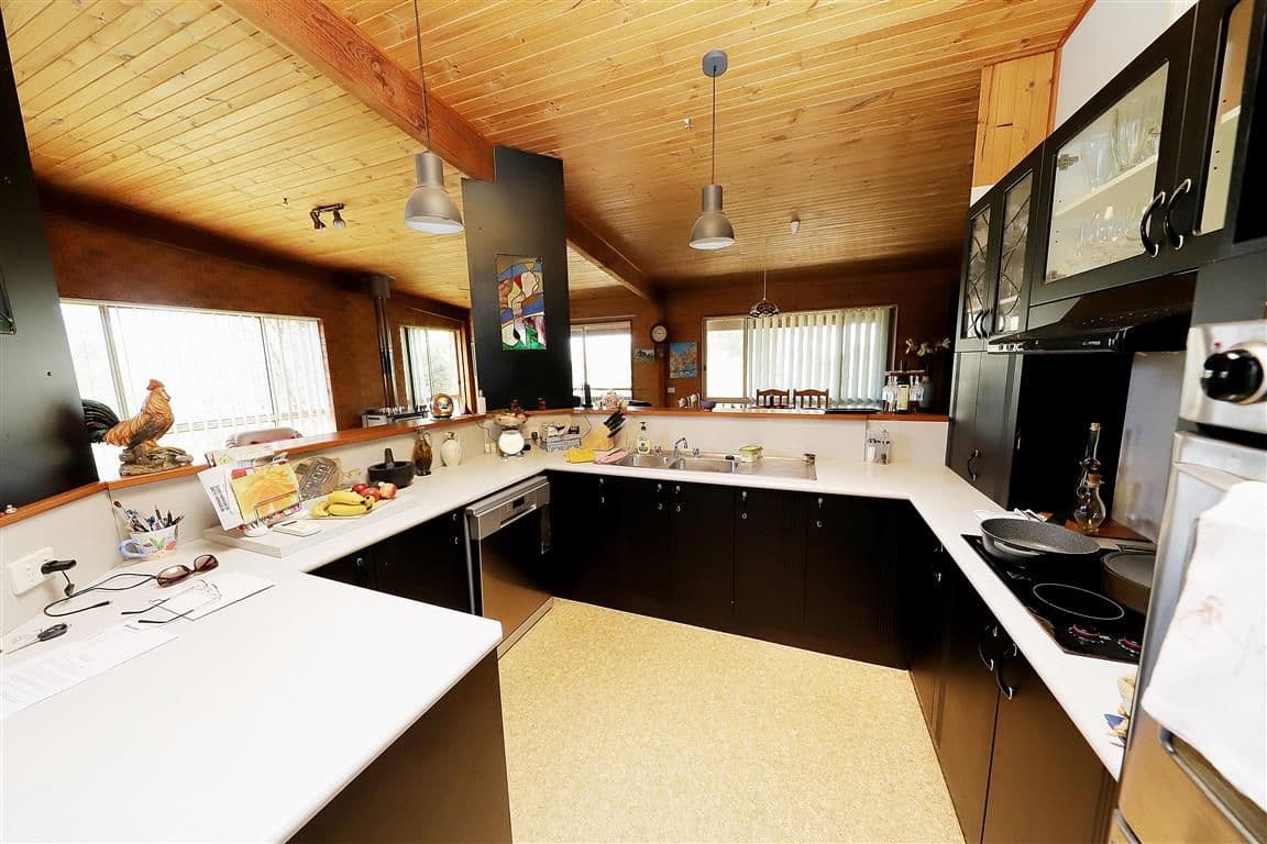 9 Bundara Crescent, Tumut NSW 2720, Tumut - Thumbnail 2