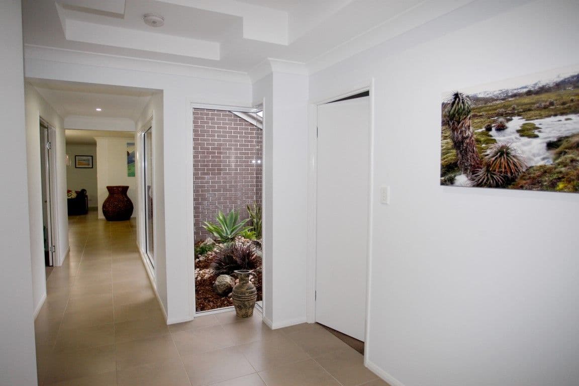 7 Brimblecombe Drive, Middle Ridge QLD 4350, Middle Ridge - Thumbnail 2