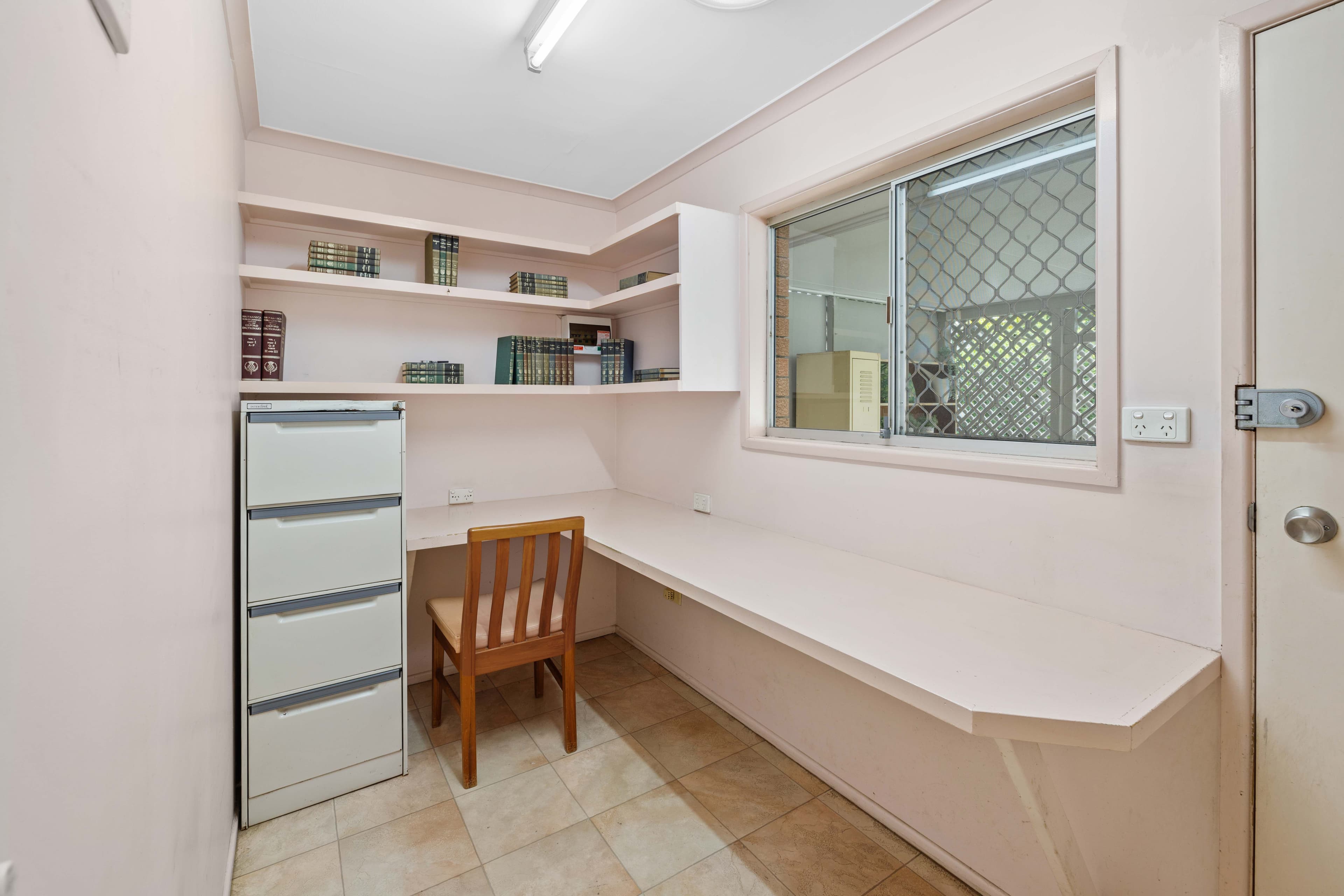 384 Oxley Road, Sherwood QLD 4075, Sherwood - Thumbnail 5