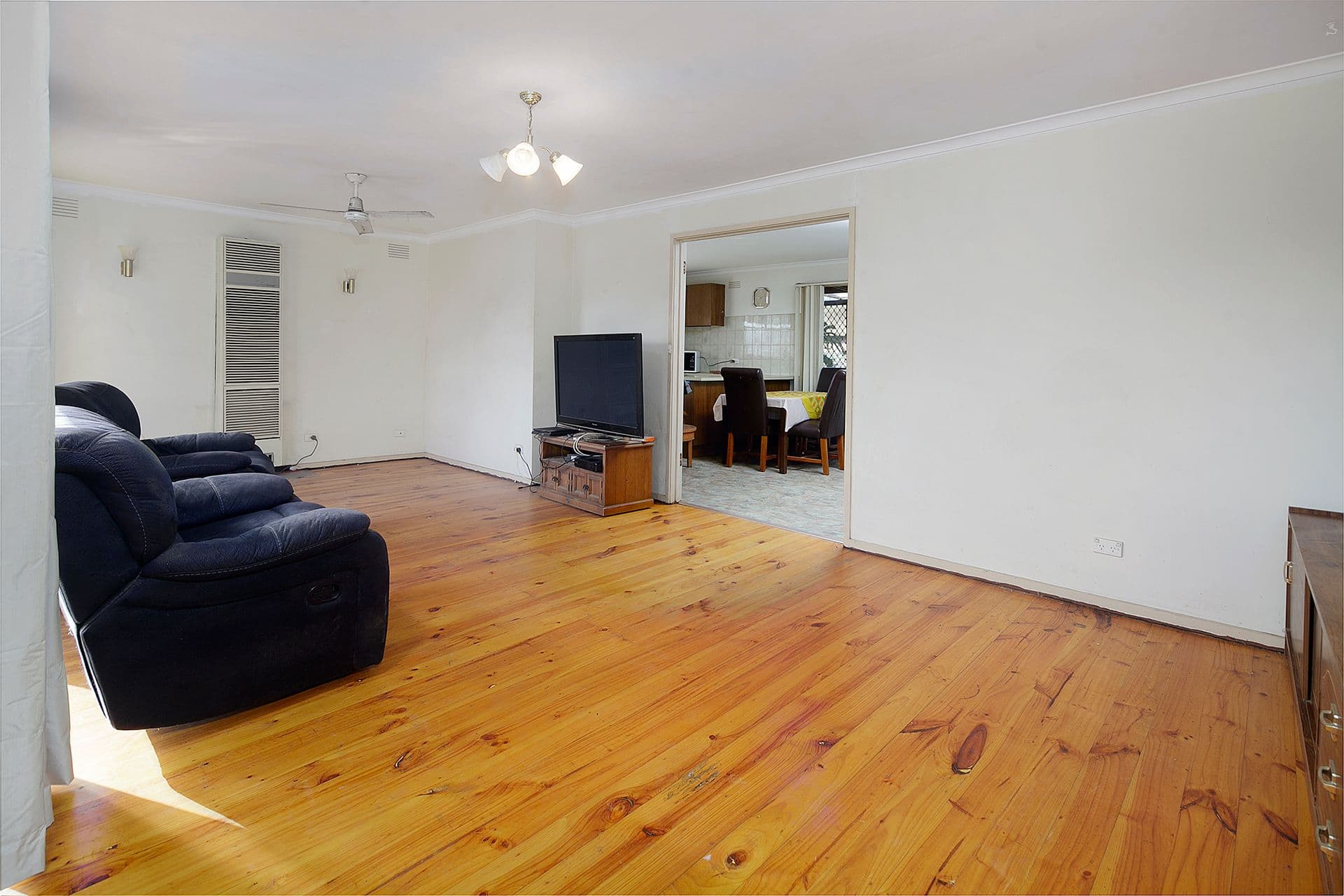 11 Lorraine Avenue, Langwarrin VIC 3910, Langwarrin - Thumbnail 4
