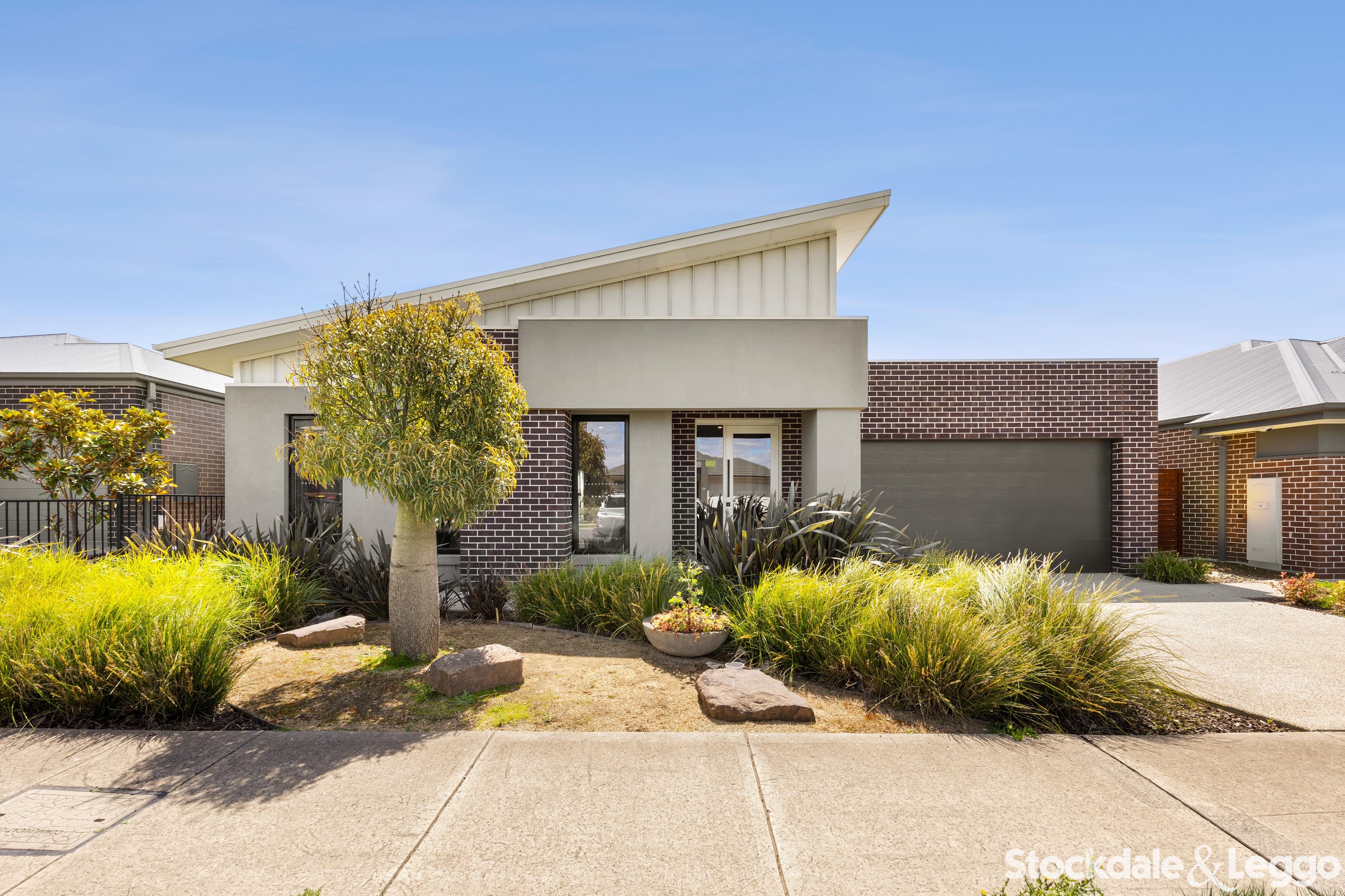 14 Poppy Street, Mickleham VIC, Mickleham - Thumbnail 2